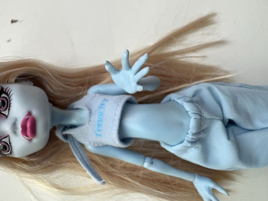 Эбби Боминейбл Monster High