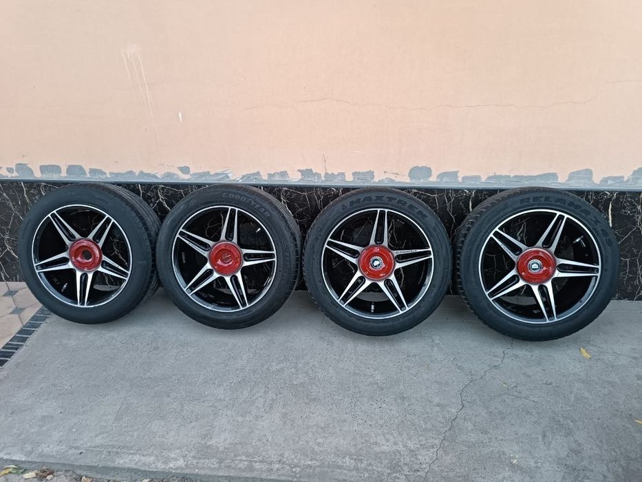 Vossen Diska Balon Sotiladi 215 55 R17 holati yaxshi