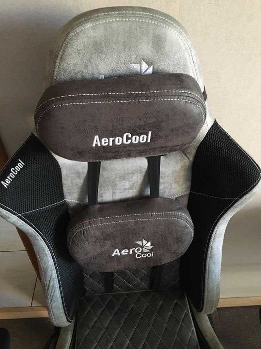Игровое кресло AeroCool Duke Ash