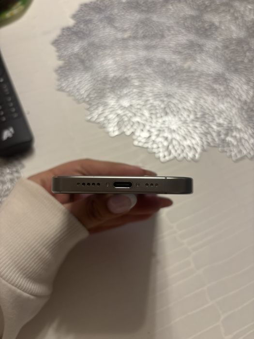 Iphone 15 pro titanium