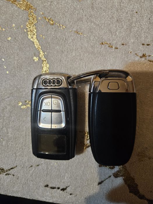 Оригинални ключове за Audi C7 2011god
