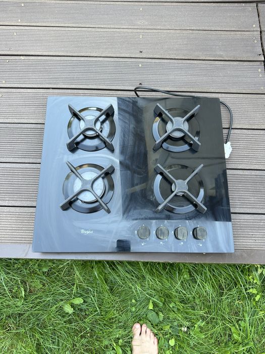 Plita Whirpool neagra pe gaz incorporabila