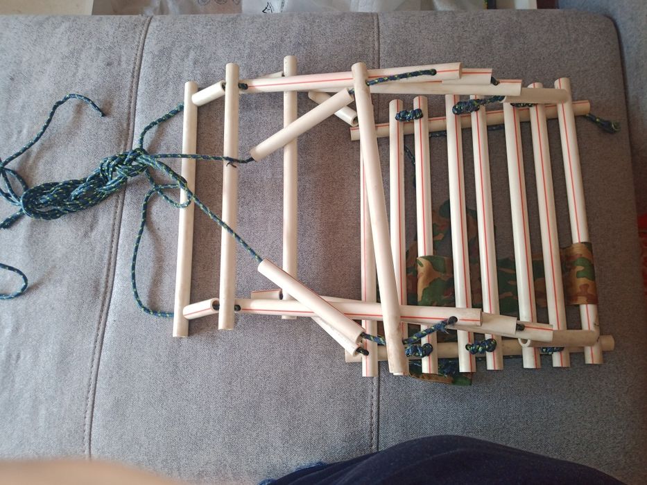 Качеля из труб ПВХ очень крепкая