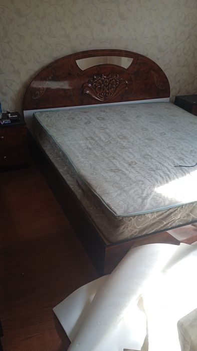 Продам кровать со шкафом