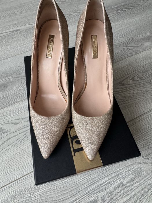 Лодочки от basconi