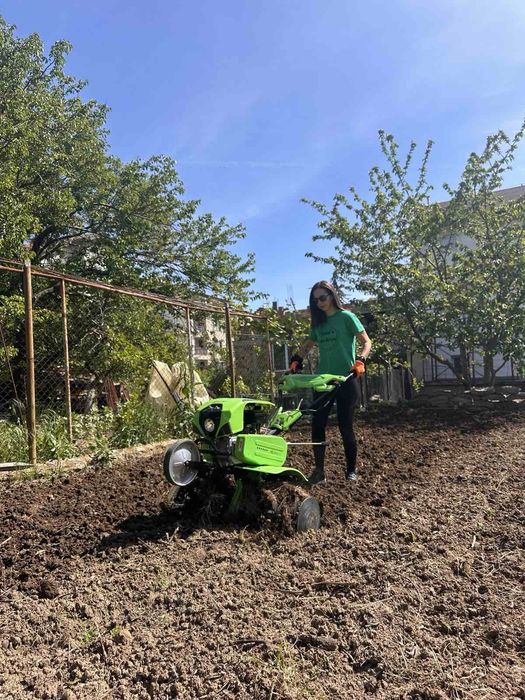 Фрезоване и оране на дворни места и парцели
