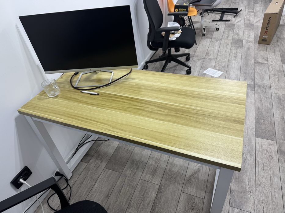 Продам офисный стол