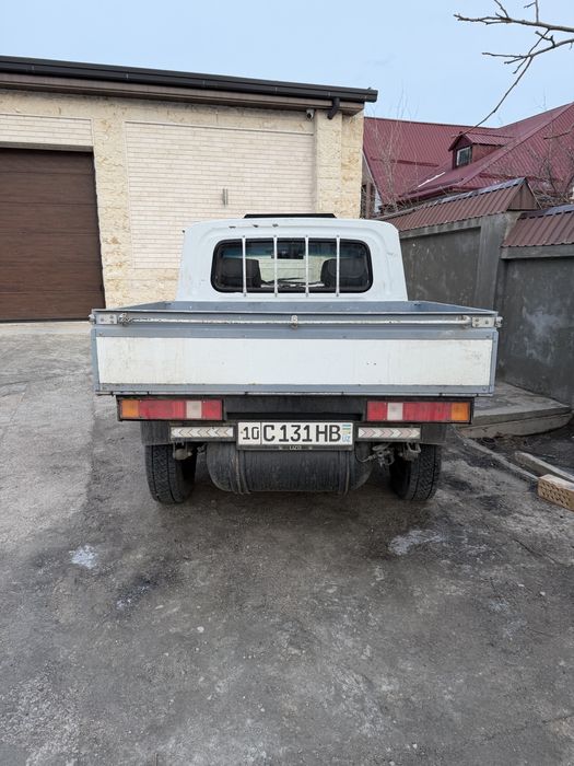 Нива пикап 2329 4на4 2013 года двигатель 1.7 газ/бензин