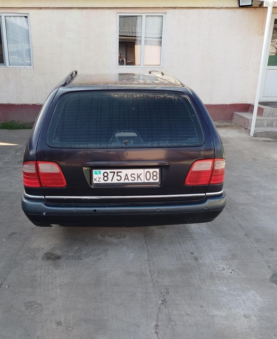 Легковой автомобиль