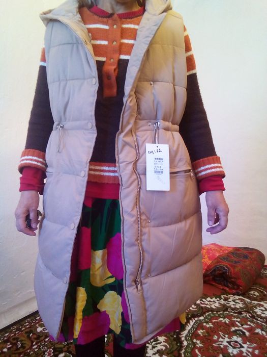 Безрукавка сатылады киилмеген