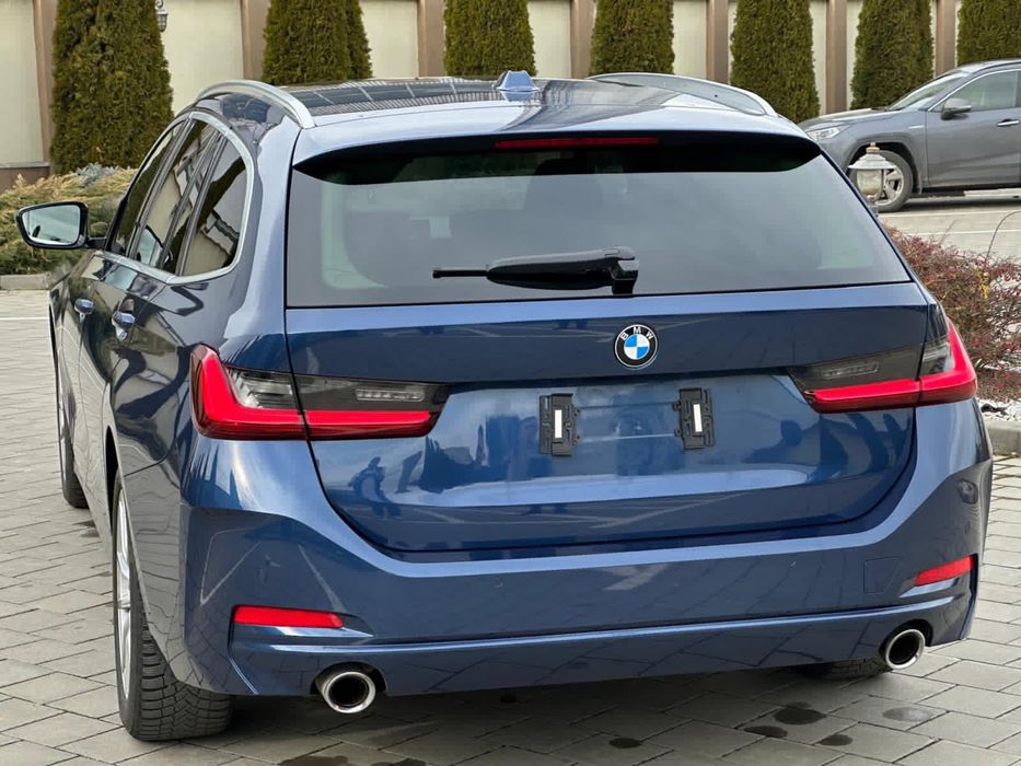 BMW Seria 3 2022 — imagine 2