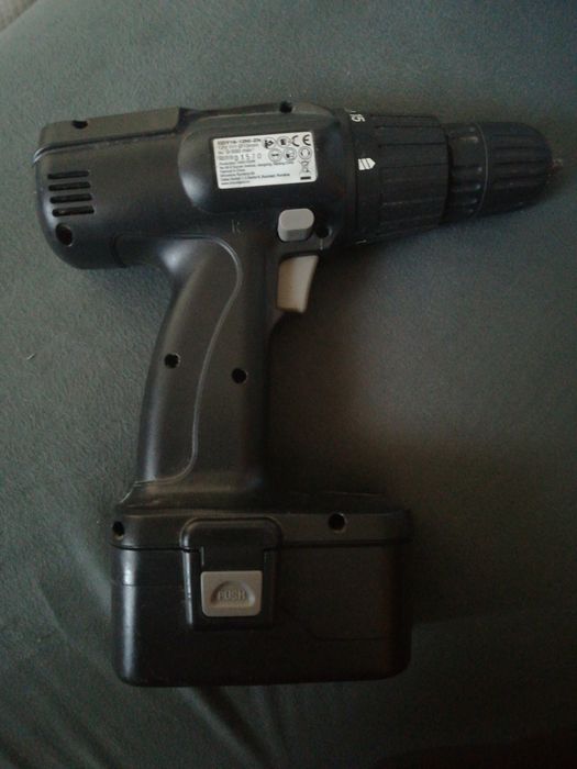 Tarod M18, esapament lambda, masina gaurit