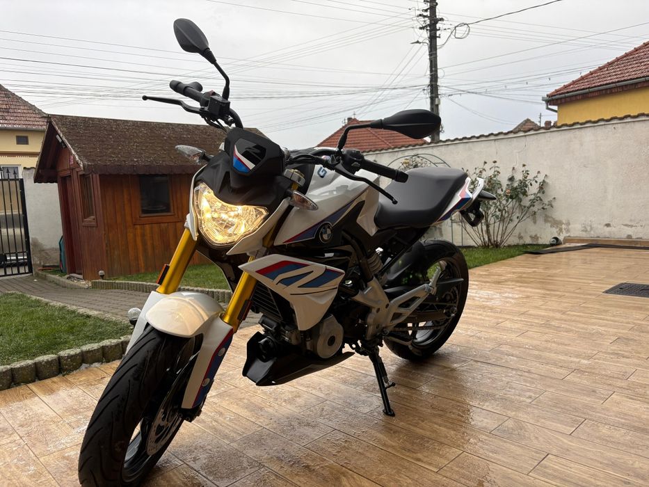 Motocicleta  BMW G310