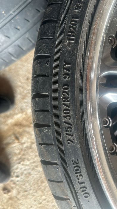 Продаётся диски с шинами R20