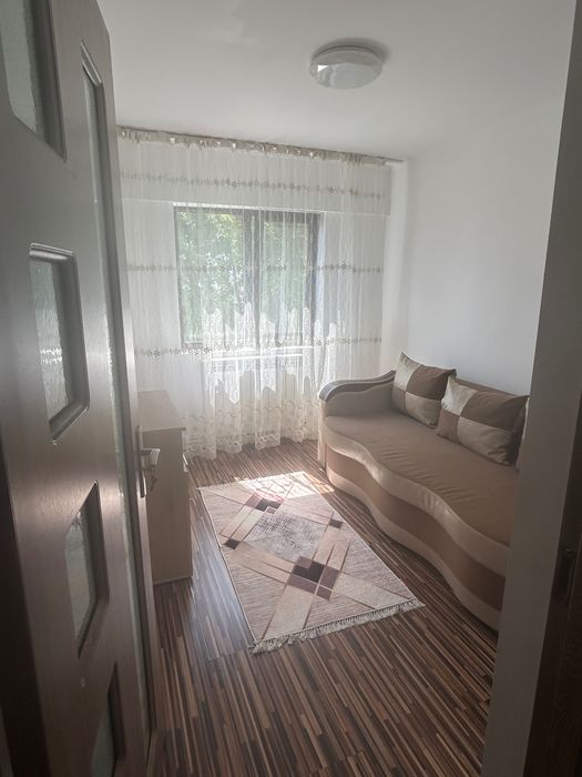 Vând Apartament 3 camere-Mihail Kogălniceanu, Constanța