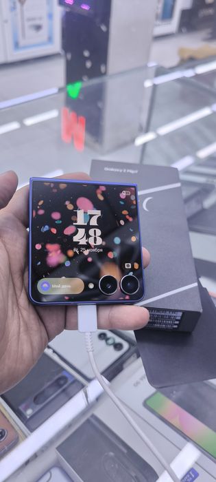 samsung Z flip 7 12/512 Blue Shadow