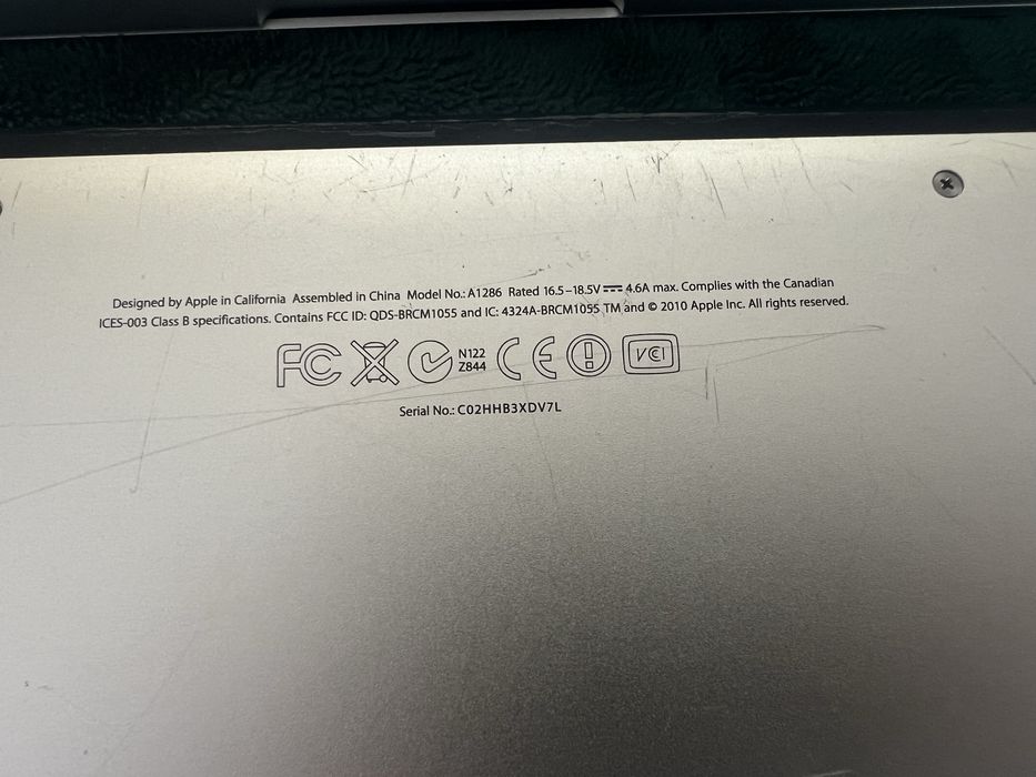 Macbook Pro 15 2012 A1286 defect