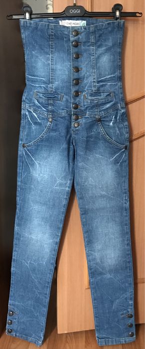 Продам джинсовый комбенизон