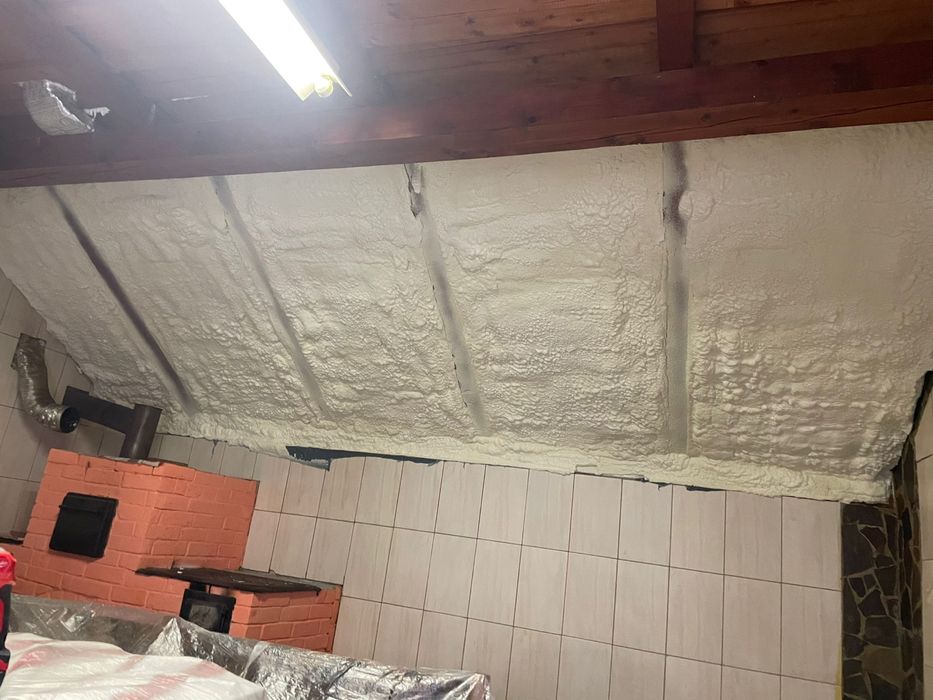 Izolatii spumă poliuretanică