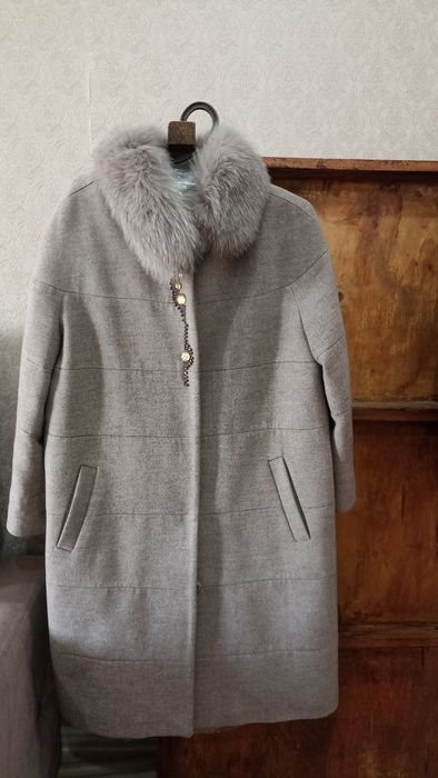 Пальто зимнее с мехом