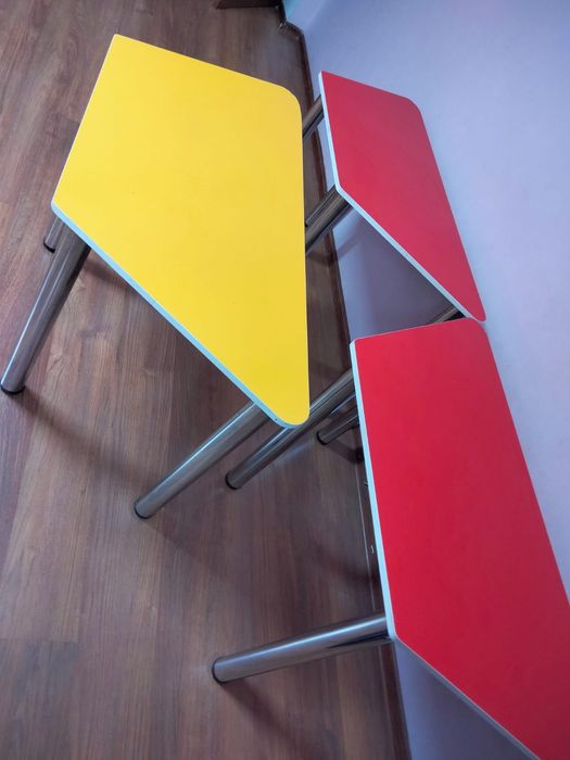 Продам парты , 4 шт