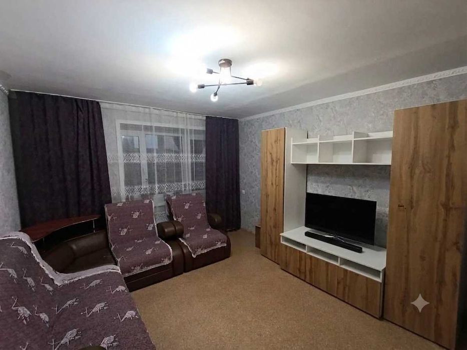 2 комнатная квартира, 54 м², Парковая.