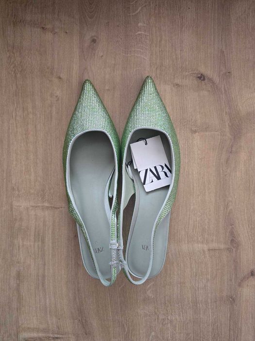 Елегантни обувки Zara