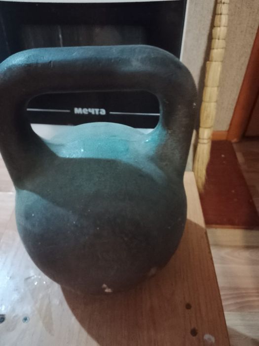 Продам гирю 16 кге