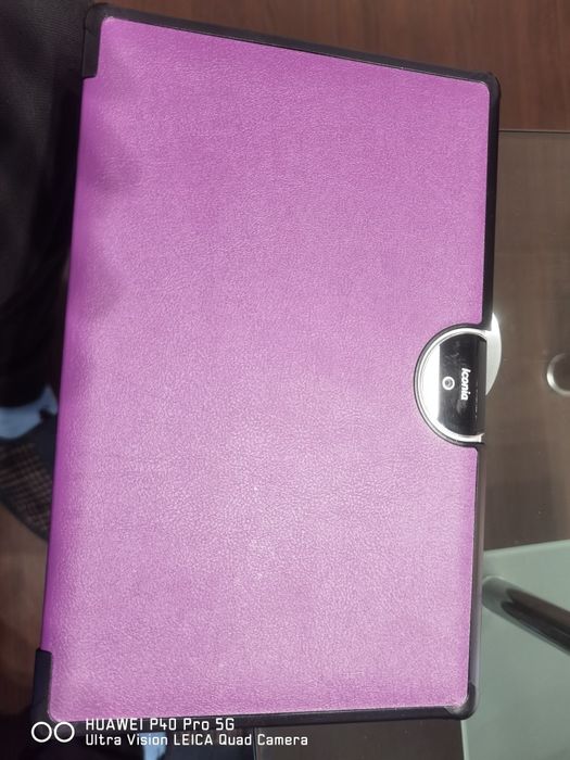 Продавам, перфектно работещ таблет 10'  IPS 1920x1200