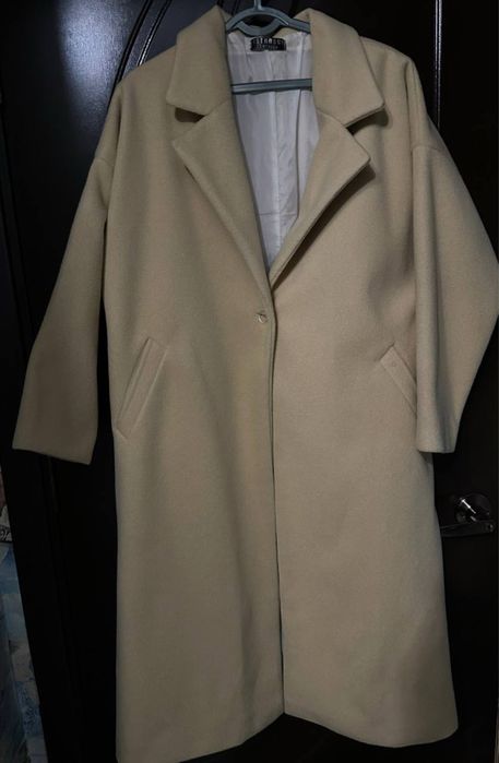 Женское пальто.