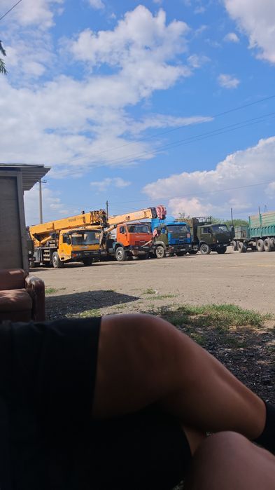 Автокран погрущик автовышка