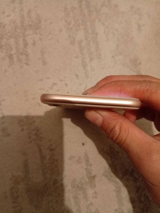 Айфон 7 128гб продам