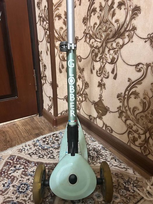 Детский самокат в отличном состоянии