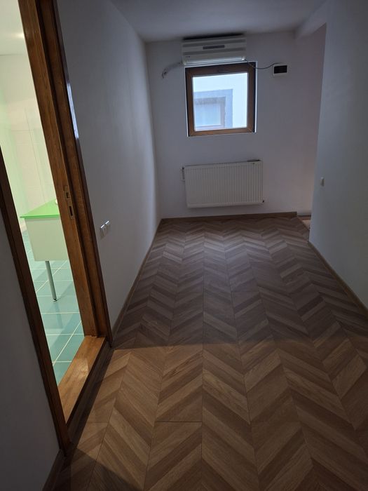 vand.casa din.caramida.px1 zona crlng