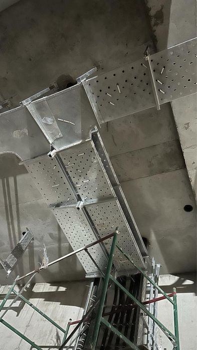 Лоток металлический