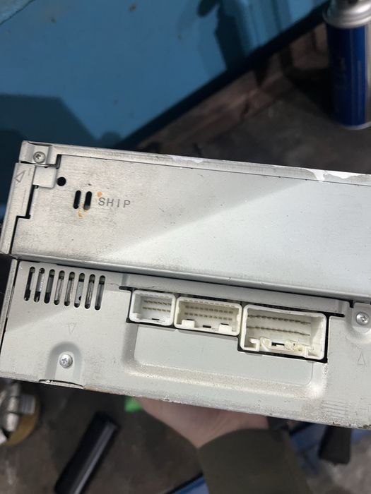 Магнитола продам