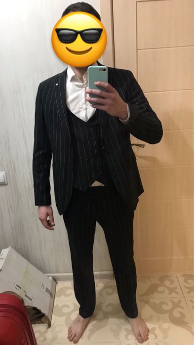 Продам костюм с рубашкой