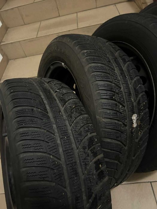 Зимни гуми с джанти TOYO 195/60R16