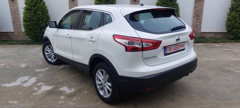 NISSAN QASHQAI TEKNA -1.2 Tce TURBO‼️-Navii-An 2015‼️doar 120.000 km