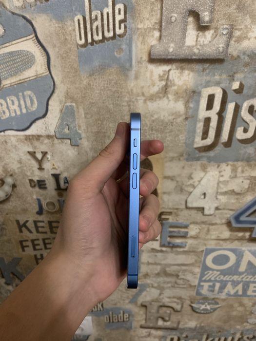 Apple iPhone 13 mini