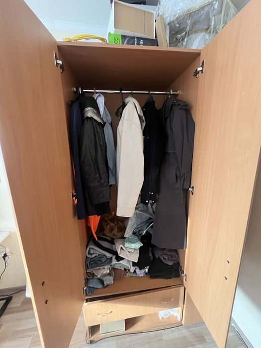 Отдам даром шкаф