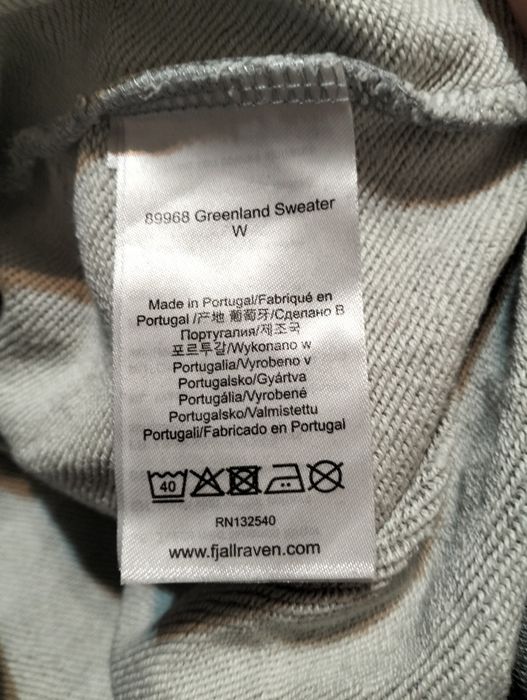 Pulover Fjallraven greenland mărime L și jeanși Acne Studio  S