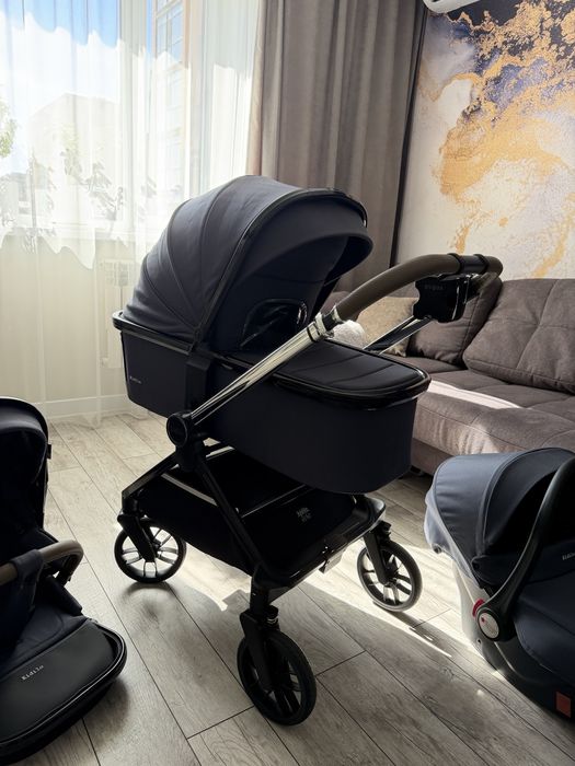 Коляска Kidilo 3 в 1 — полный комплект