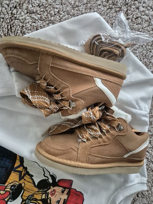 Incaltari marimea 39