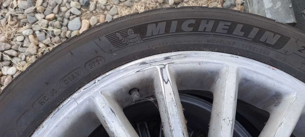2 Jante + anvelope iarna Michelin Pilot Alpin 5 DOT 2021 Pret 1500 RON