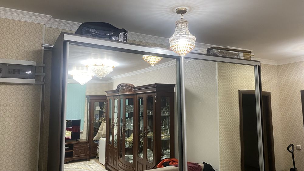 Шкаф купе, зеркало