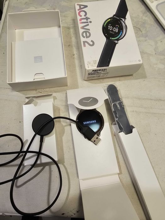 Samsung galaxy Watch active 2 LTE LSM-R825FSSAAUT