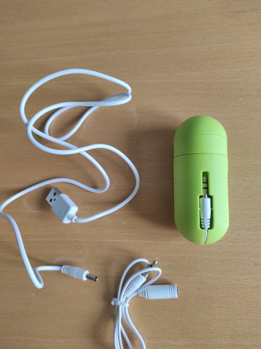 Оригинална преносима  аудио колонка BOOMBOX в атрактивен зелен цвят