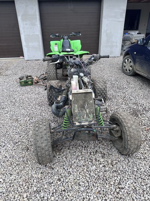 Kawasaki kfx700 2buc