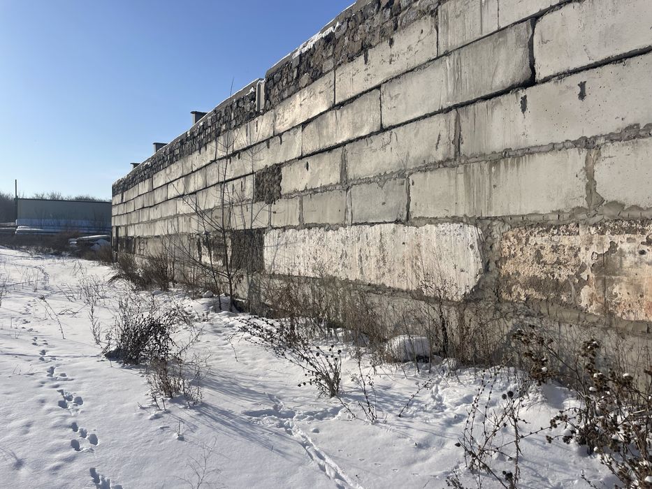 Продам базу в старом городе